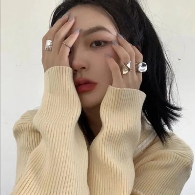 为黛茜小姐开车